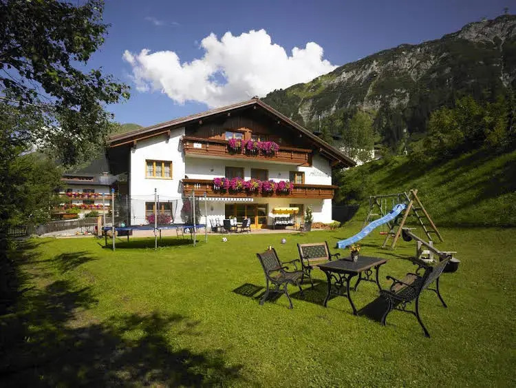 Aparthotel Dorf570