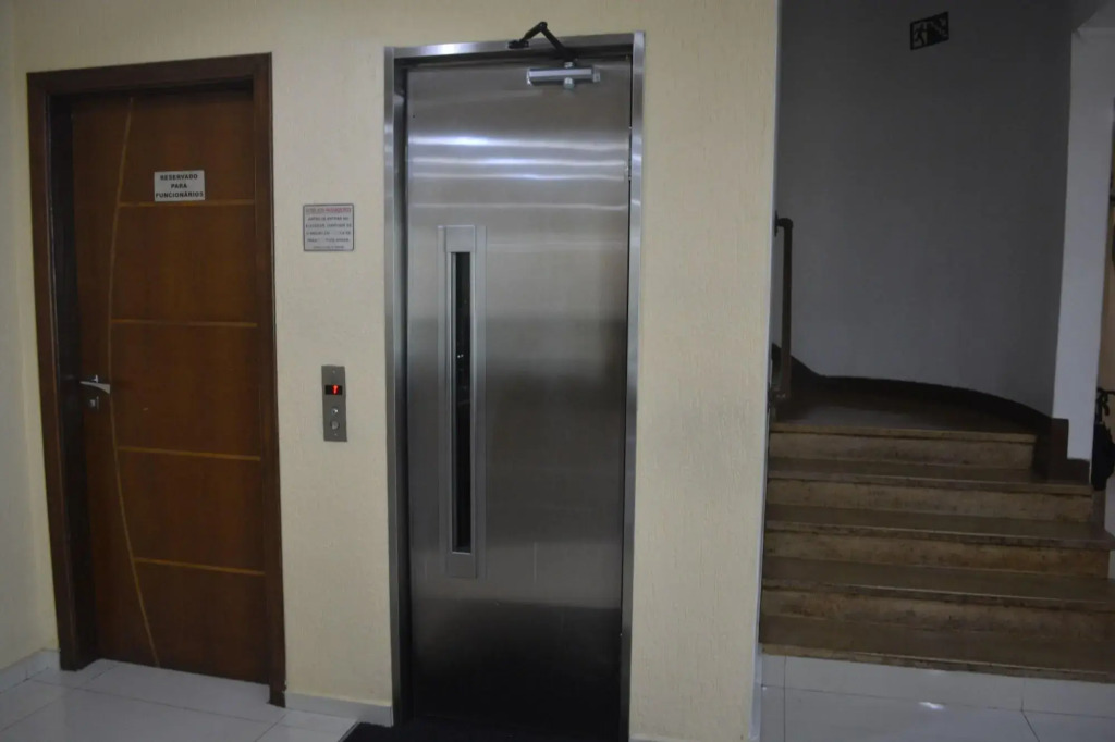 Hotel Calstar