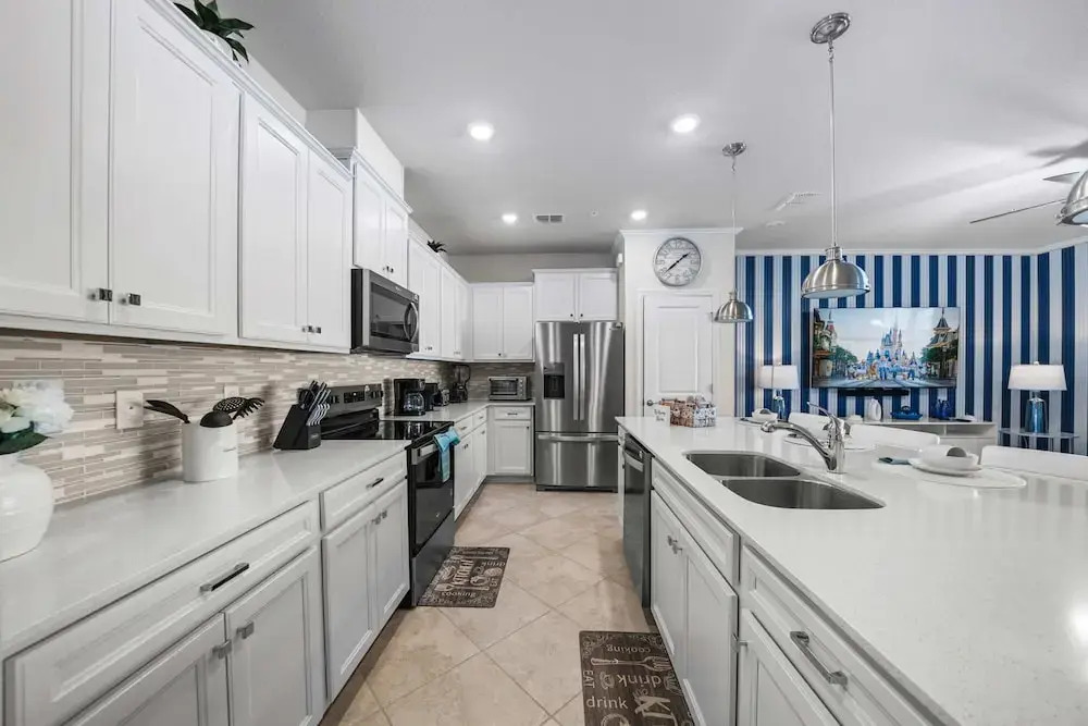Modern 5BR Nintendo Loft Private Pool 16144