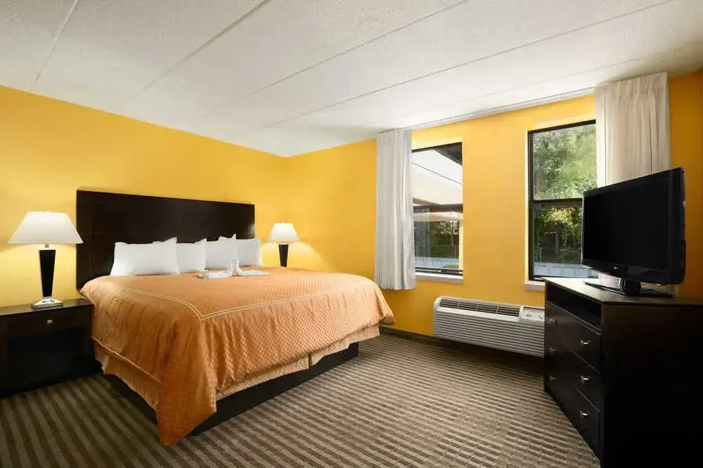 Days Inn Middleboro - Plymouth