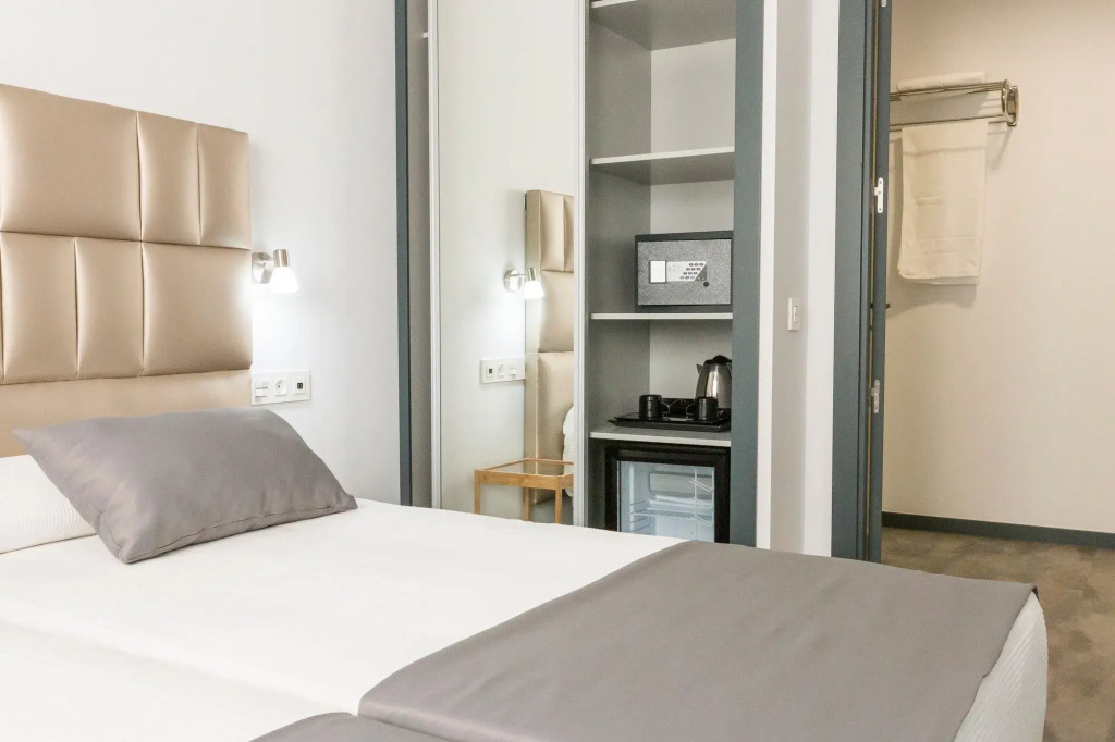 Bajondillo Beach Cozy Inns