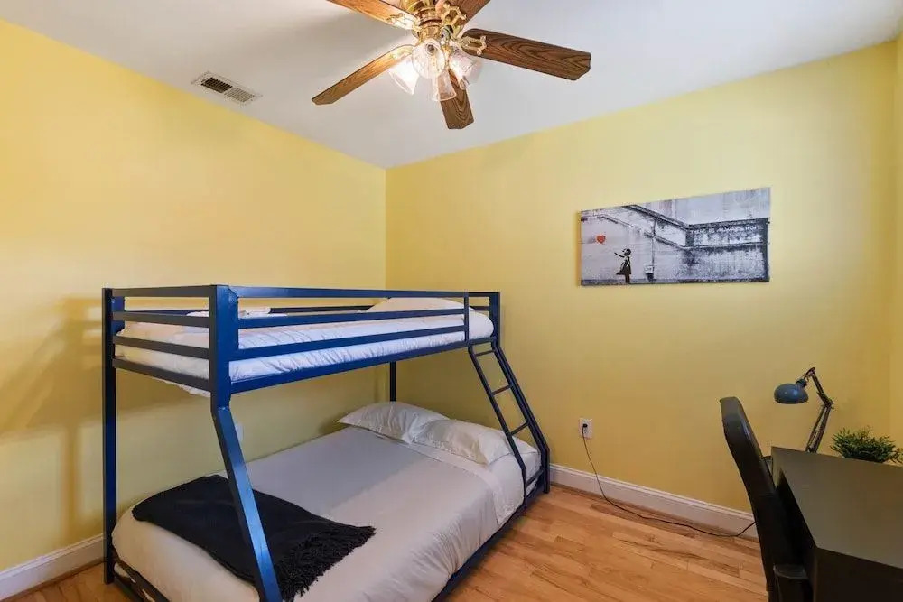 Beautiful & Huge House w/ grill & foosball table by CozySuites