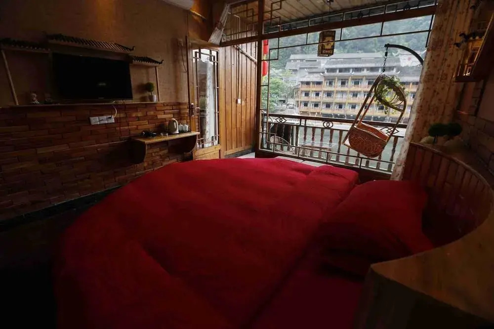 Fengcheng Qiangufengqing Hotel