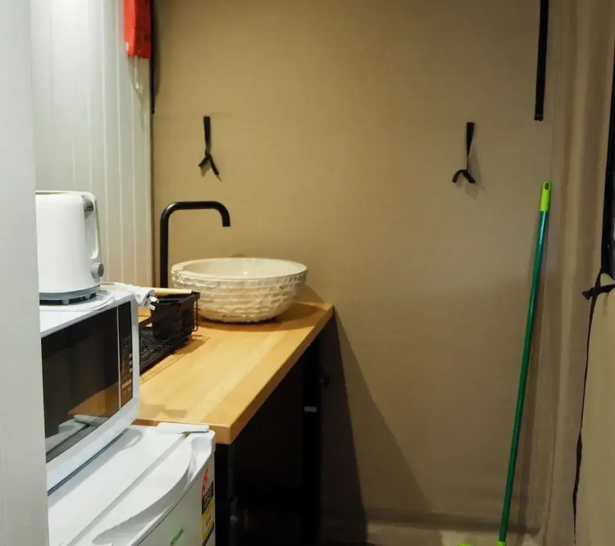 Magnetic Glamping