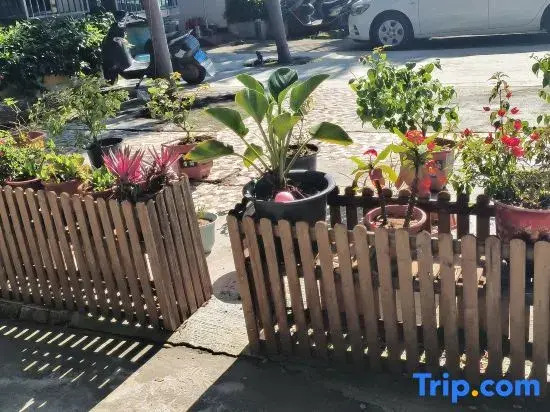 Sanya Fenghuang Xiaoyuan Boutique Homestay (Sanya Phoenix Airport)