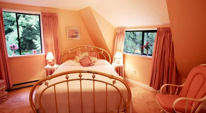 Ruthie's Roost B&B