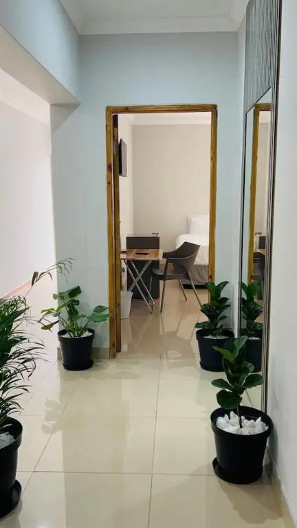 P Wake Luna Guesthouse