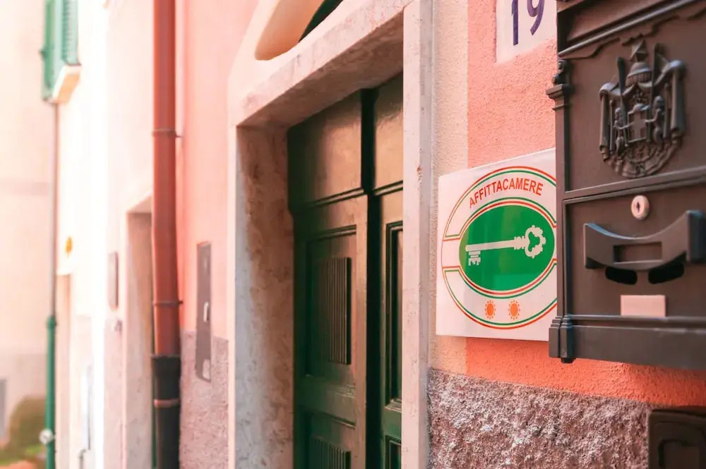 DEMIVIE GUESTHOUSE