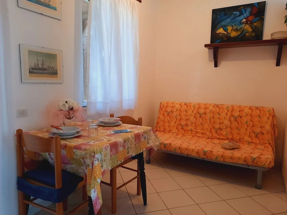Villette a Schiera Rena Majore