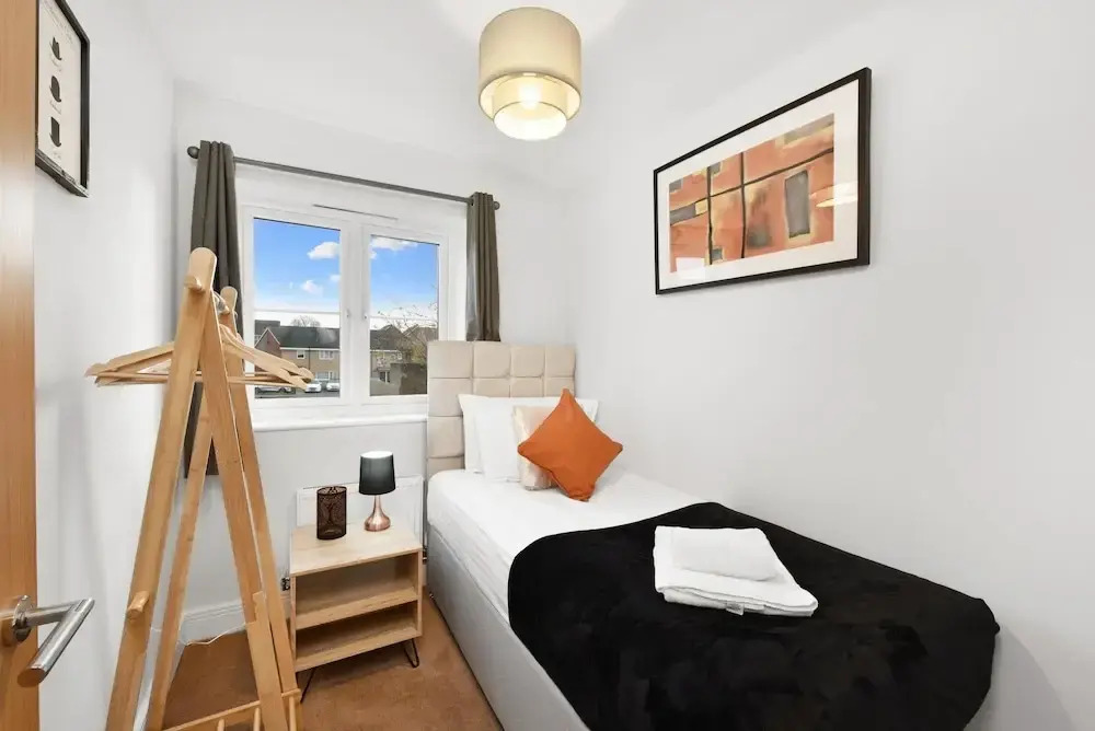 London Heathrow Living Holywell Serviced Houses