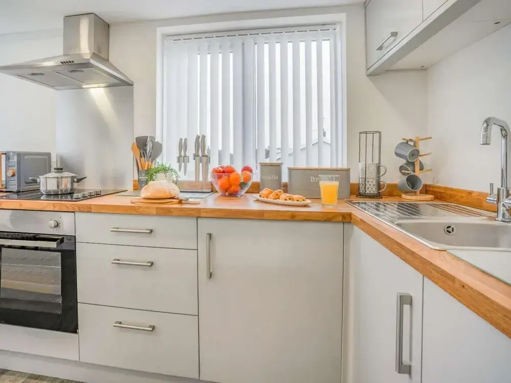 Upper Hill Park - 3 Bed Bungalow - Tenby