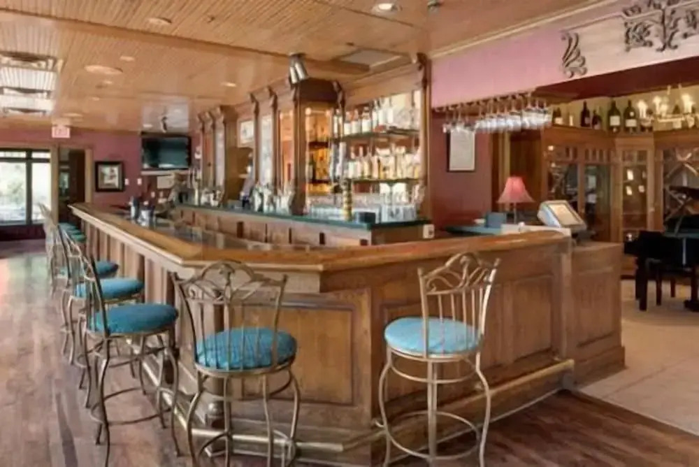 Nicollet Island Inn