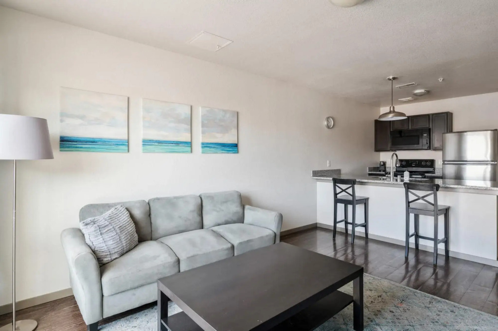 Minneapolis | Campus Essential 1BD/1BA U of M Apartment