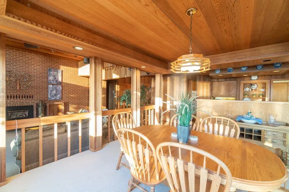 Gene's Coastal Escape 2 Bedrooms 2 Bathrooms Home