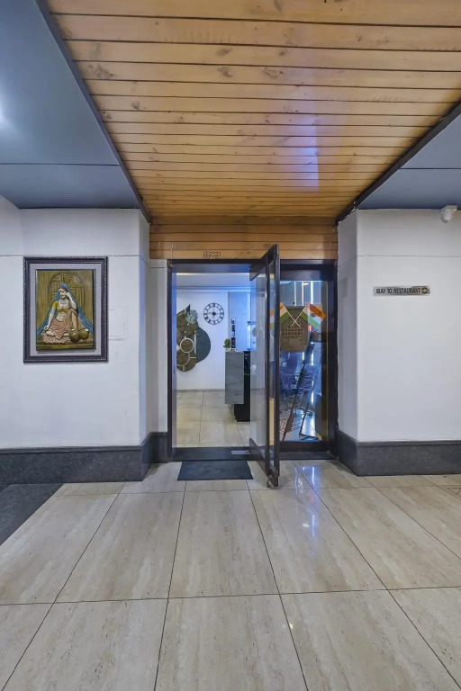 OYO 1030 Hotel Palm View Residency