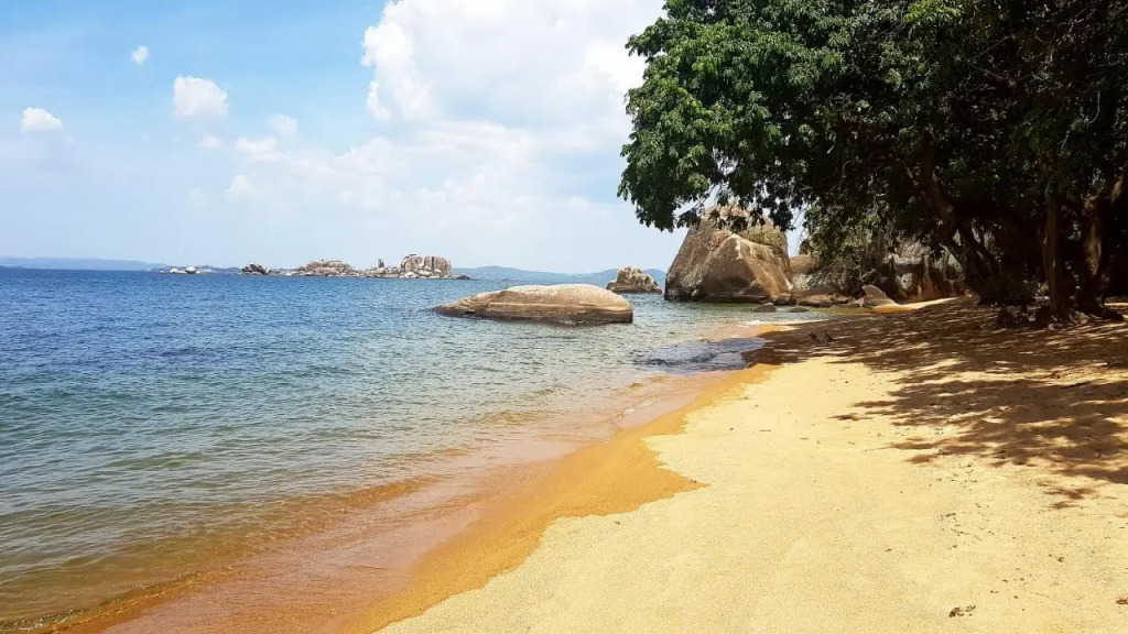 Lukuba Island Lodge - East Africa Camps
