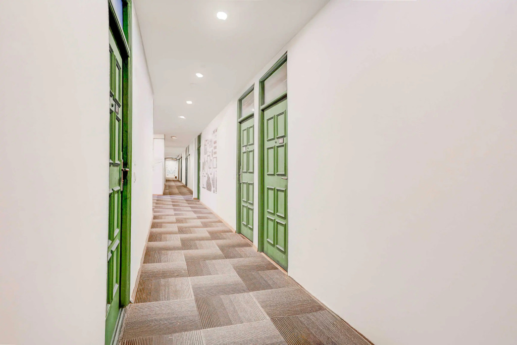Townhouse Oak Sector 64 Near WorldMark Gurugram