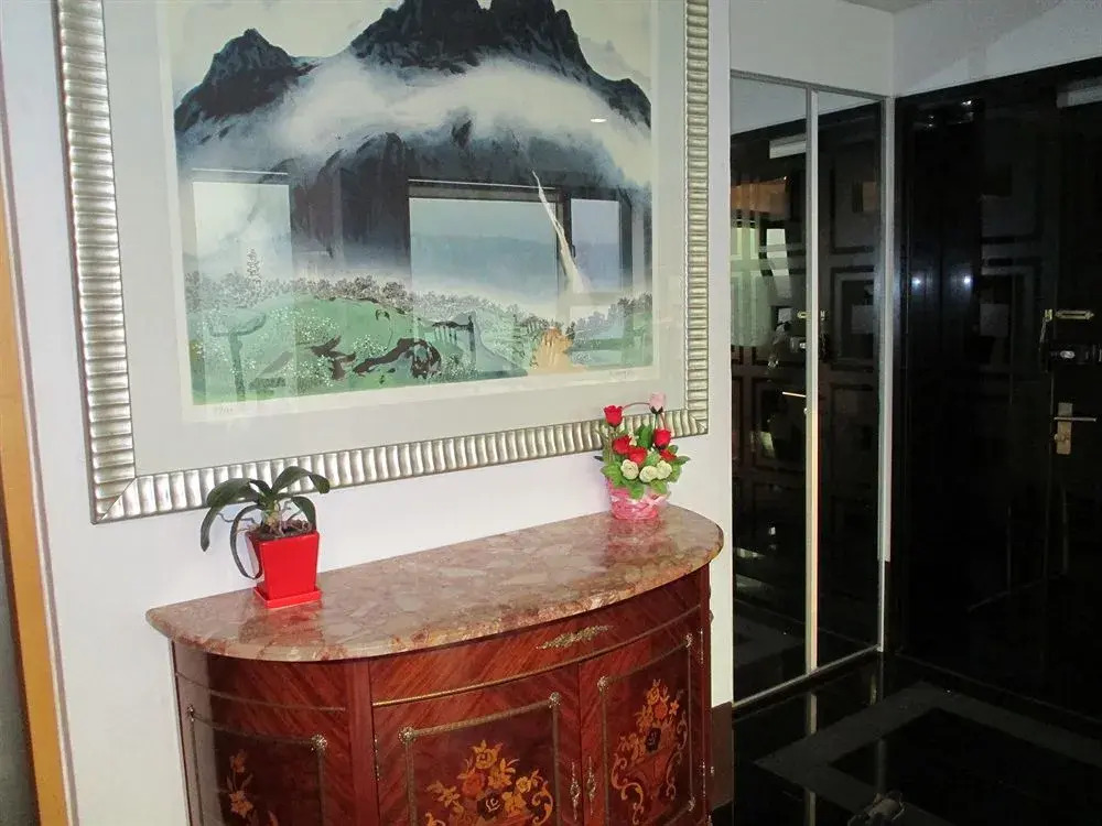 The River View House