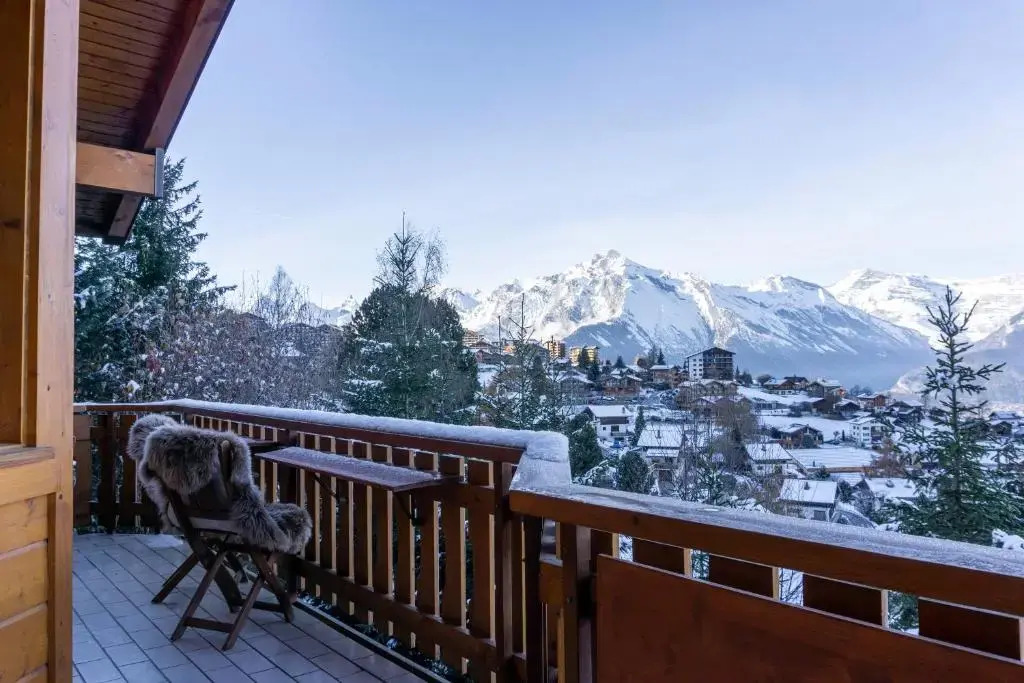 Chalet le Joyau in Nendaz - Sleeps 6 - Panoramic Views - 4 Vallées
