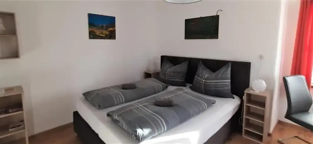 Studio Apartments Haus Schneider