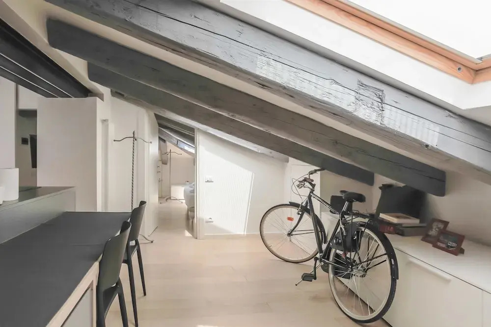 San Giusto Wall Attic With AC