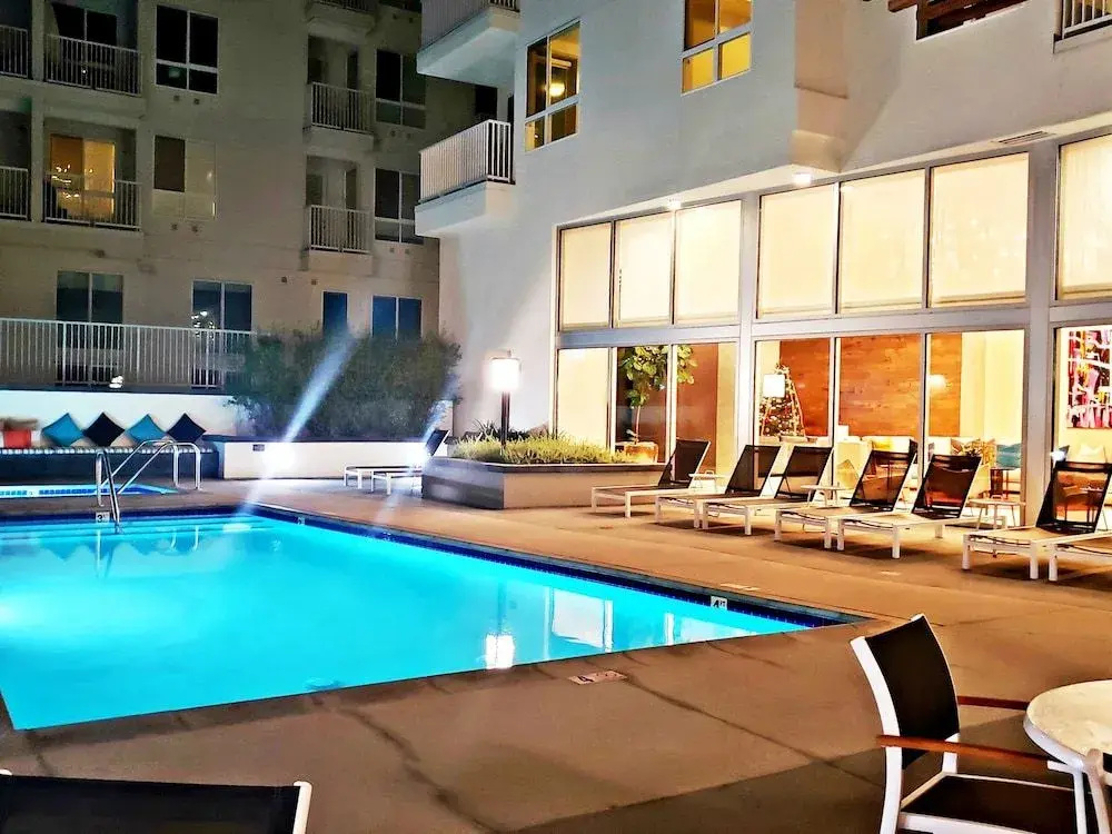 Corporate Apartments near Santa Monica