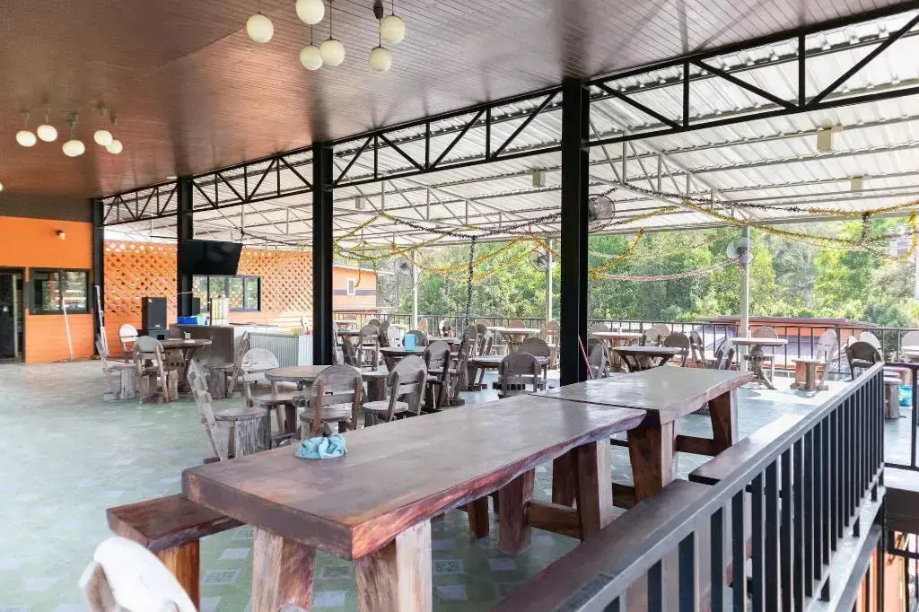OYO 755 Rattana Resort