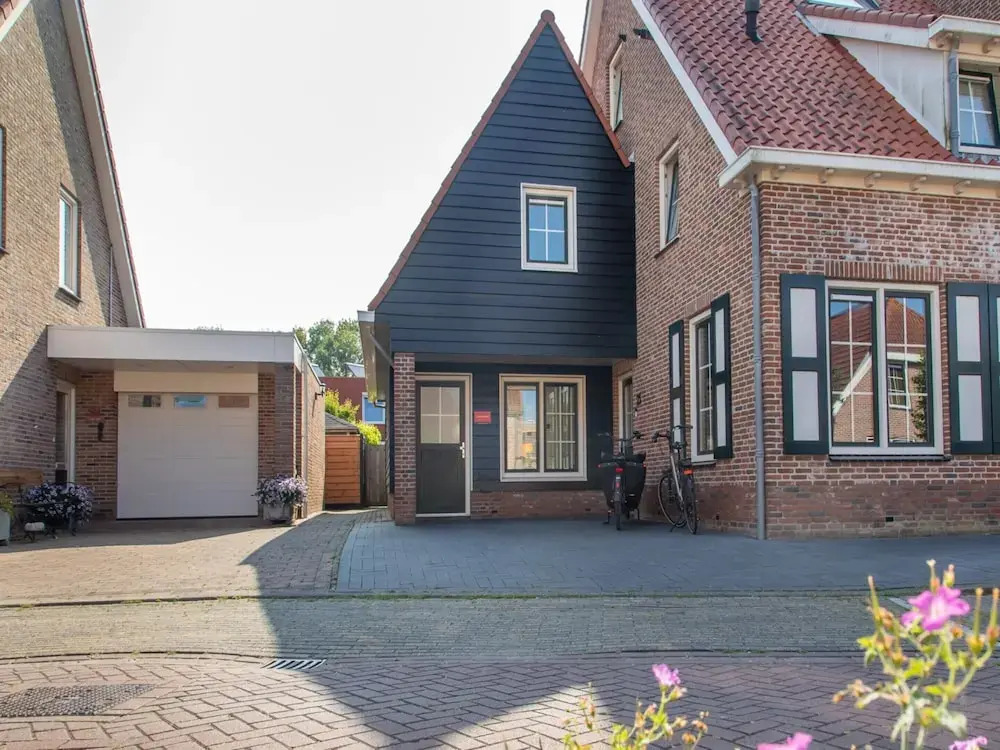 Holiday Home in Domburg near the Beach