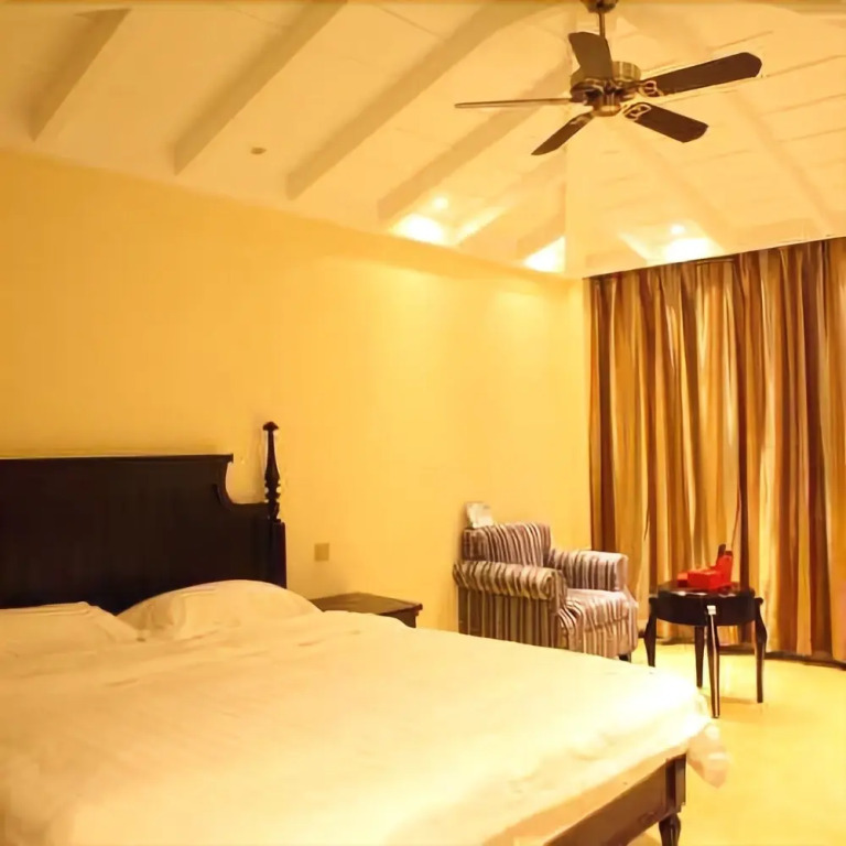 Shangalila Luxury Hotel
