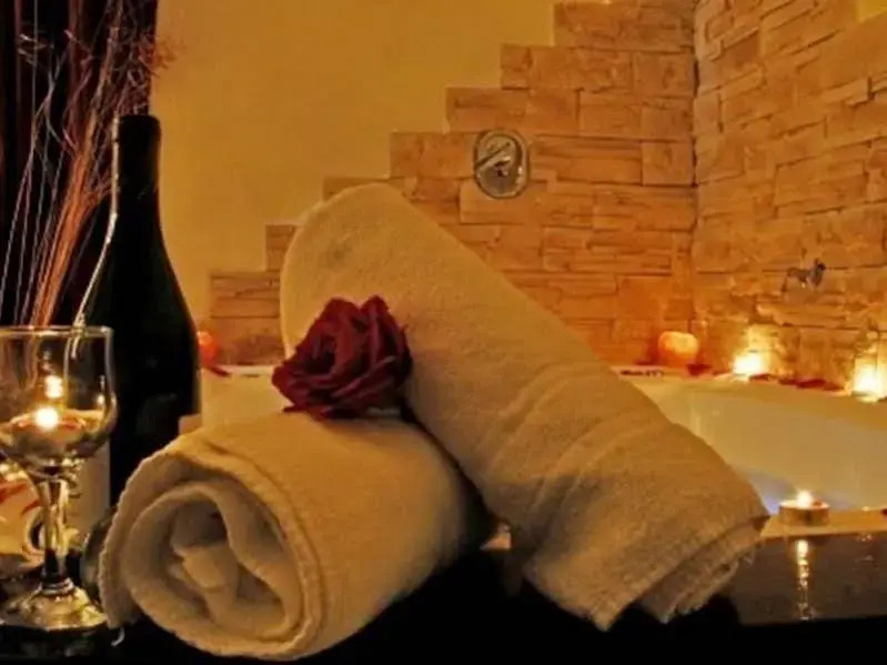 Mul Kinneret Livnim Suites