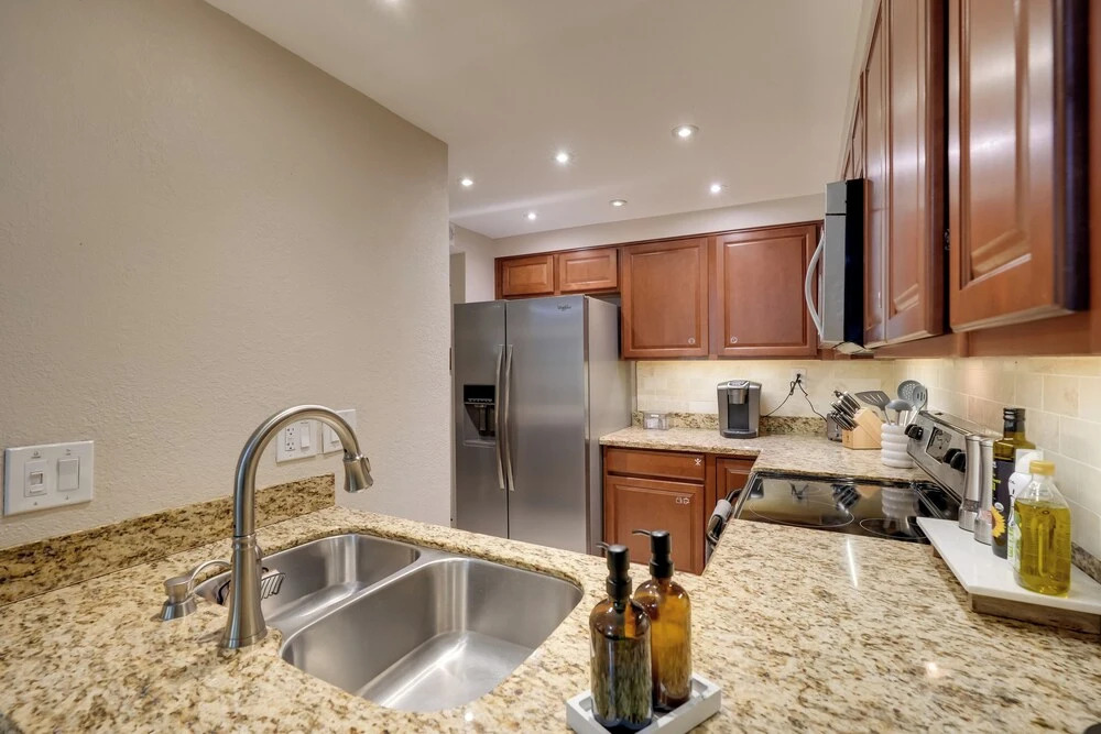 Easy Living in Old Town: Condo w/ Pool Access