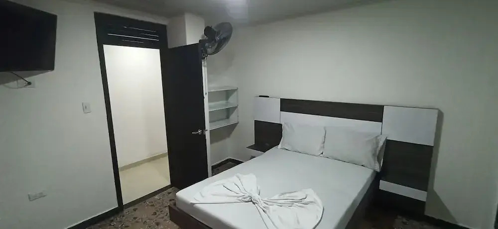 Hotel Sol Del LLano