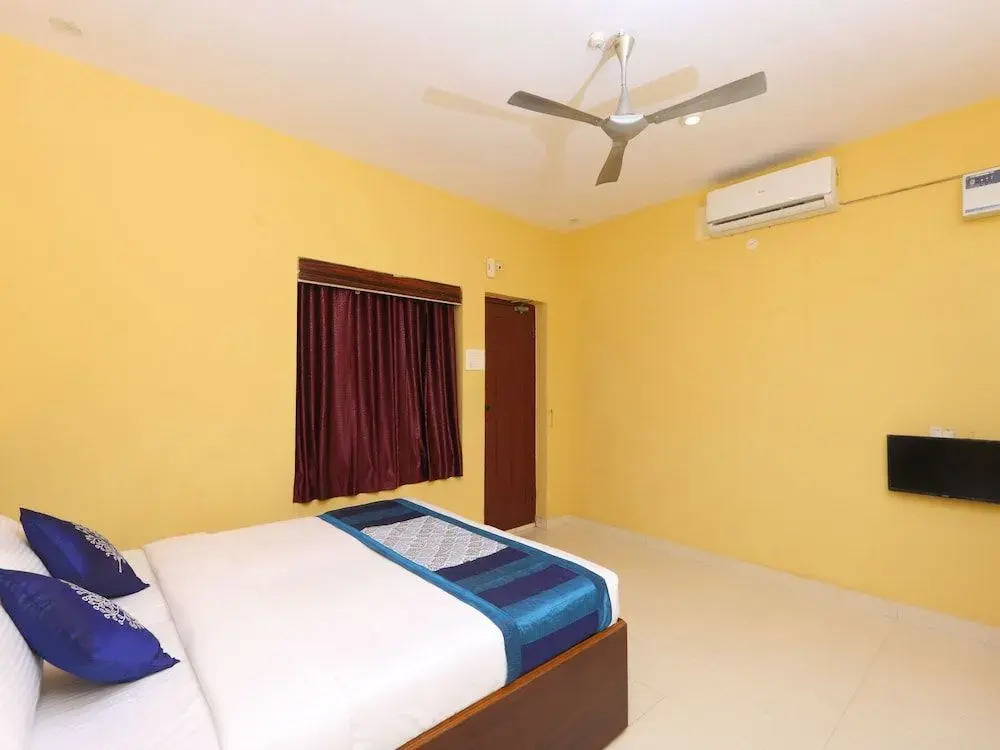 OYO 12785 ART Guest House