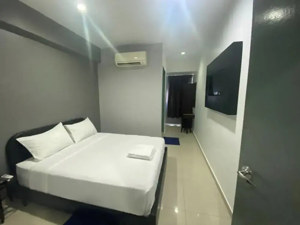 OYO 90849 Hotel Hanarilla