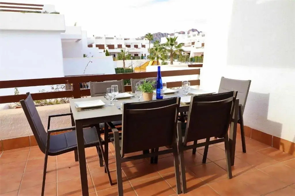 Los Veleros apartamento frente al mar con azotea y piscina compartida