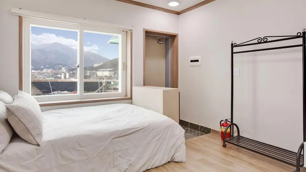 Gapyoeng New Cheongpyeong Pension