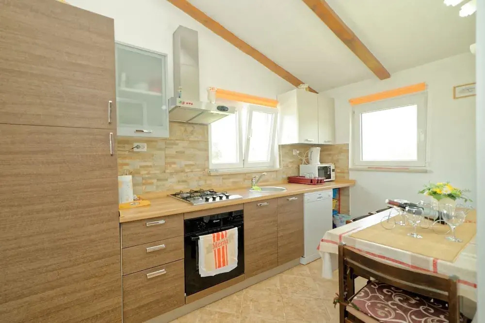 Apartment Mirijana Stinjan / One Bedroom A1
