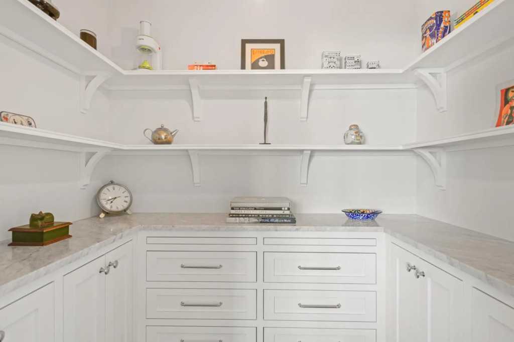 Upper level 1885 Queen Anne flat