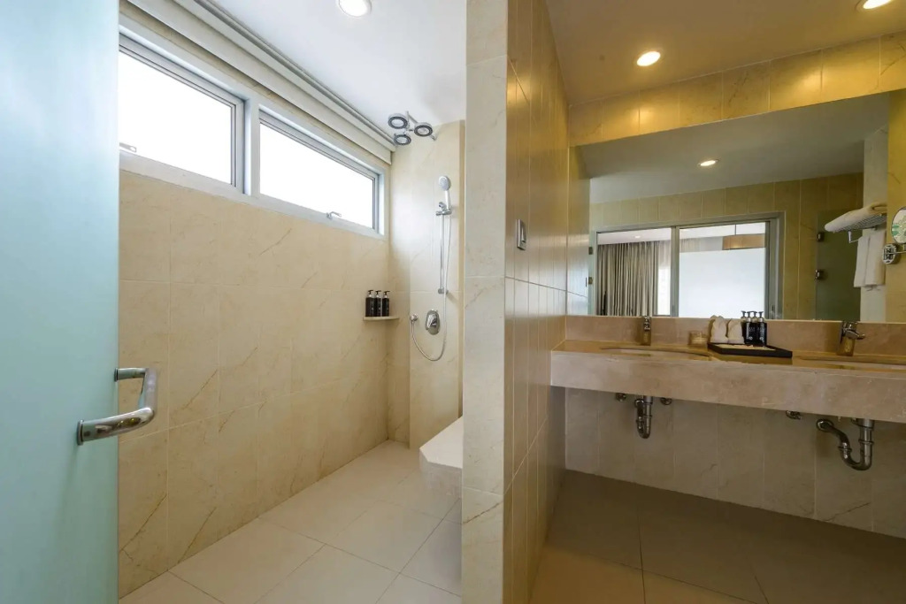 Ramada by Wyndham Phuket Patong