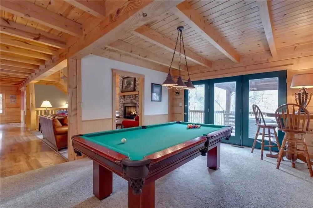 Big Bear 2 - Five Bedroom Cabin