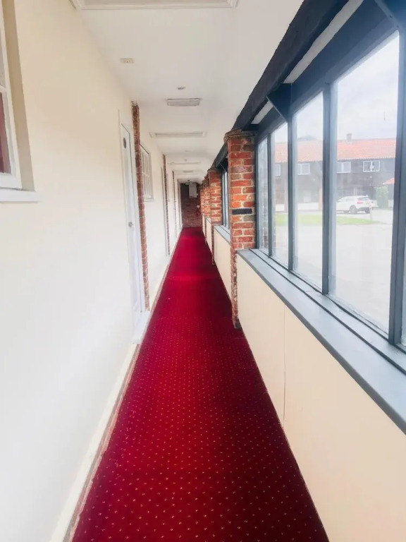 Rivenhall Garden Hotel
