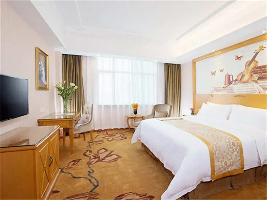 Vienna Hotel Foshan Lingnan Pearl Gymnasium