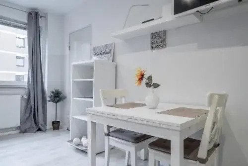 Private Apartment Alice Top (5948)