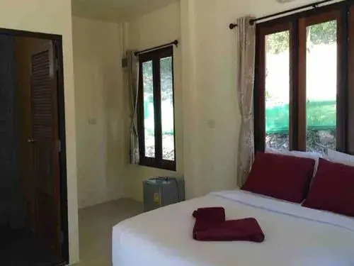 Minnie Seaview Resort