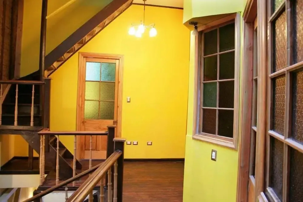 La Casa Del Puerto, Hostal cultural, Cerro Alegre