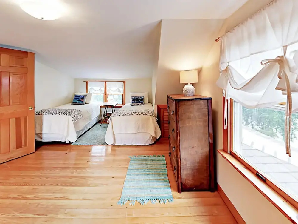 Dory Haven Home 2 Bedrooms 1 Bathroom Home
