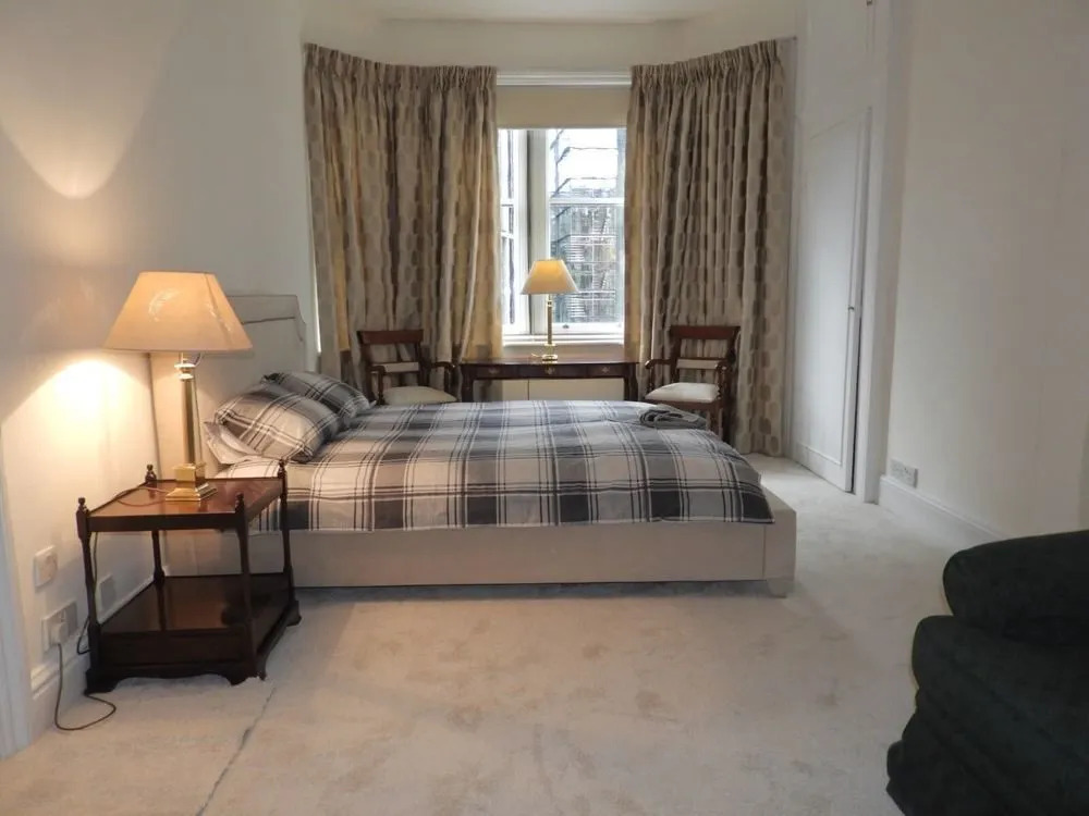 Belgravia Suites