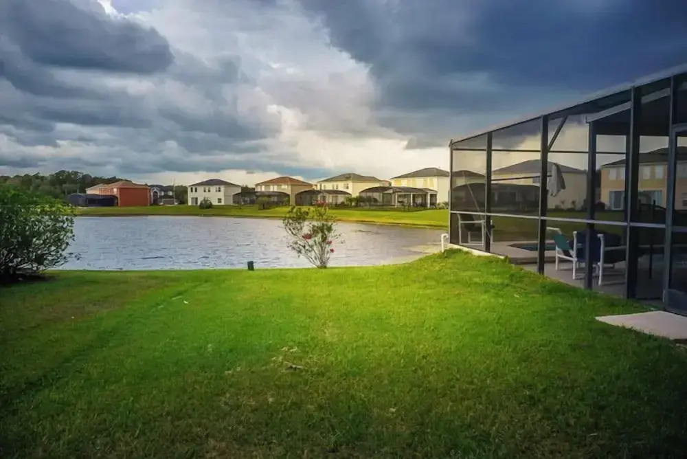 Crescent Lakes Villa