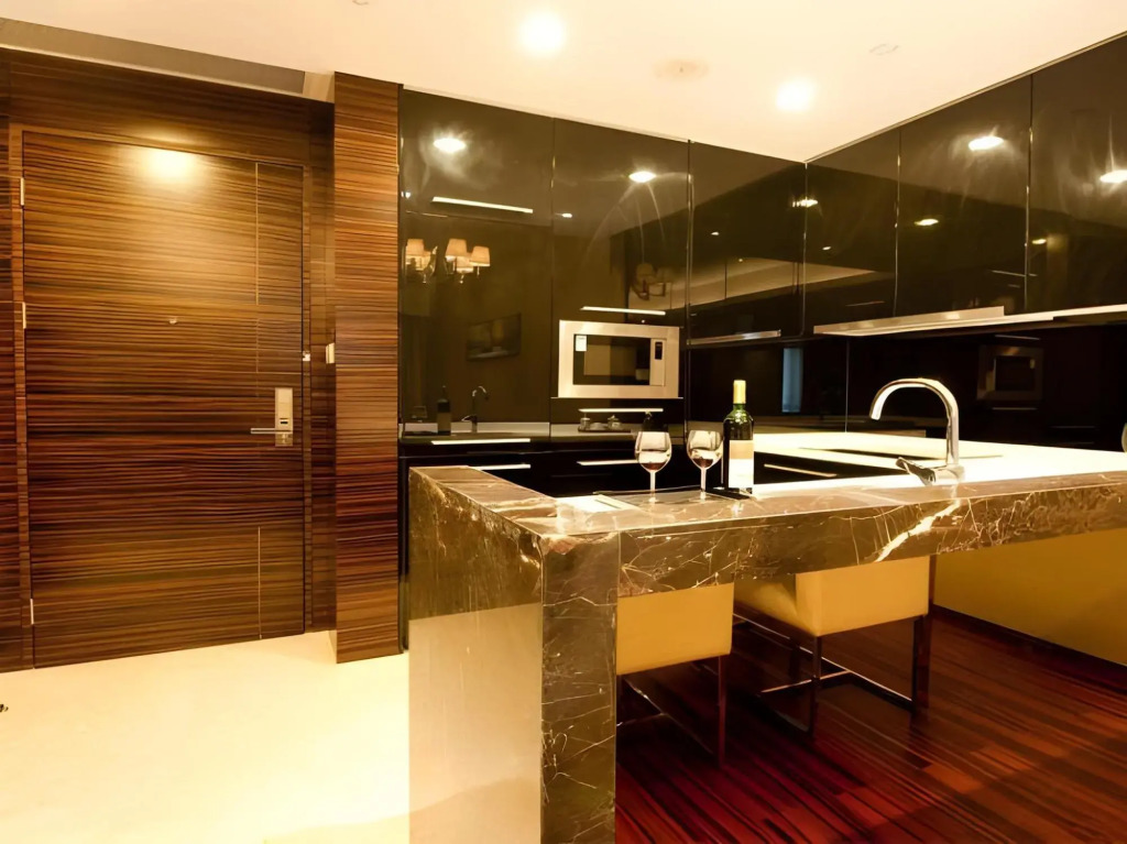 Yicheng Pazhou Poly World Trade Centre Apartment
