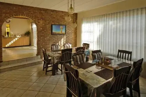 Mall Guesthouse